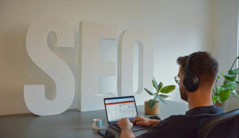 Best SEO Agency for Small Businesses in USA & UK 2026